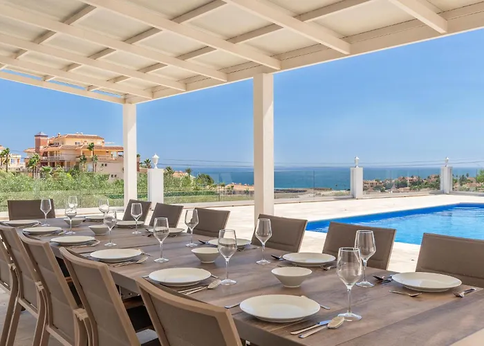 Stunning In Lagunas De Mijas Casa vacanze Fuengirola