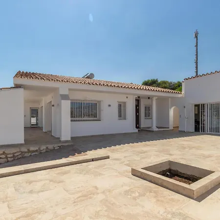 7 Bedroom Beautiful In Lagunas De Mijas * Fuengirola