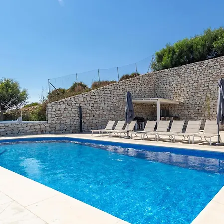 7 Bedroom Beautiful In Lagunas De Mijas Holiday home *