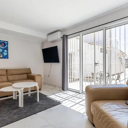 Front In Lagunas De Mijas * Fuengirola