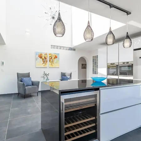 Stunning In Lagunas De Mijas Casa vacanze *