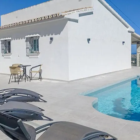 Holiday home 7 Bedroom Beautiful In Lagunas De Mijas