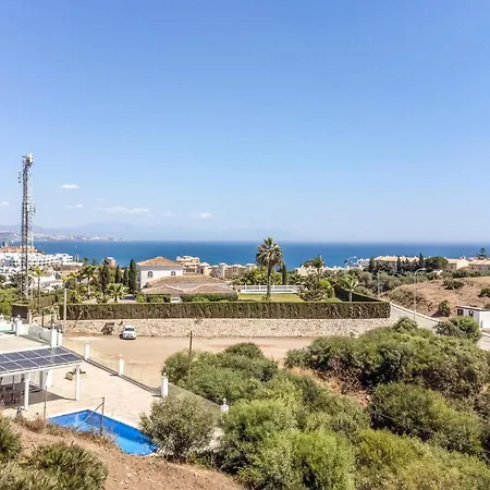 Holiday home 7 Bedroom Beautiful In Lagunas De Mijas *