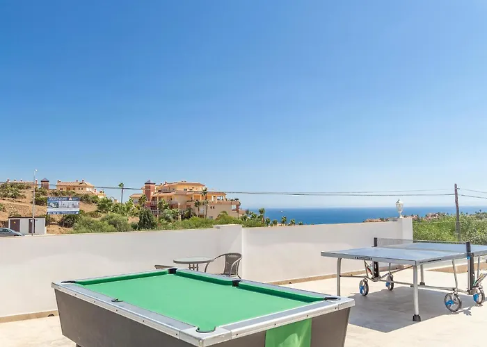 Stunning In Lagunas De Mijas