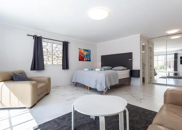 Stunning In Lagunas De Mijas