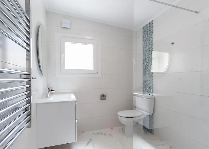 Stunning In Lagunas De Mijas Holiday home *