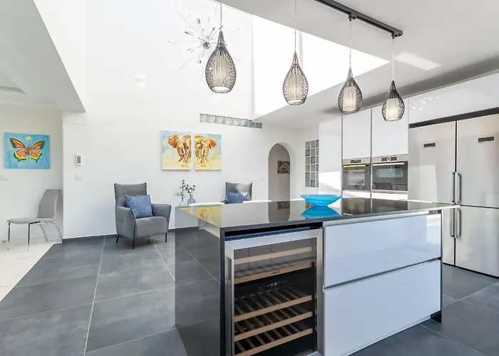 Stunning In Lagunas De Mijas Holiday home *