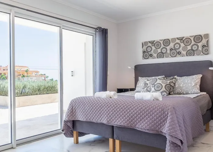 Stunning In Lagunas De Mijas Holiday home *