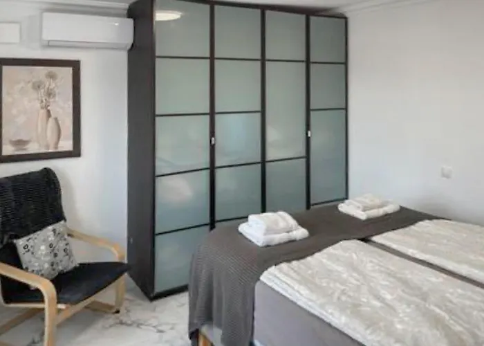 Holiday home Stunning In Lagunas De Mijas