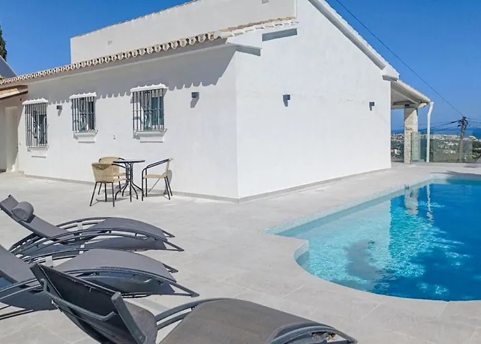 Holiday home Stunning In Lagunas De Mijas