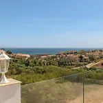 Дом отдыха Beautiful In Lagunas De Mijas