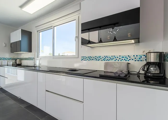 Stunning In Lagunas De Mijas *